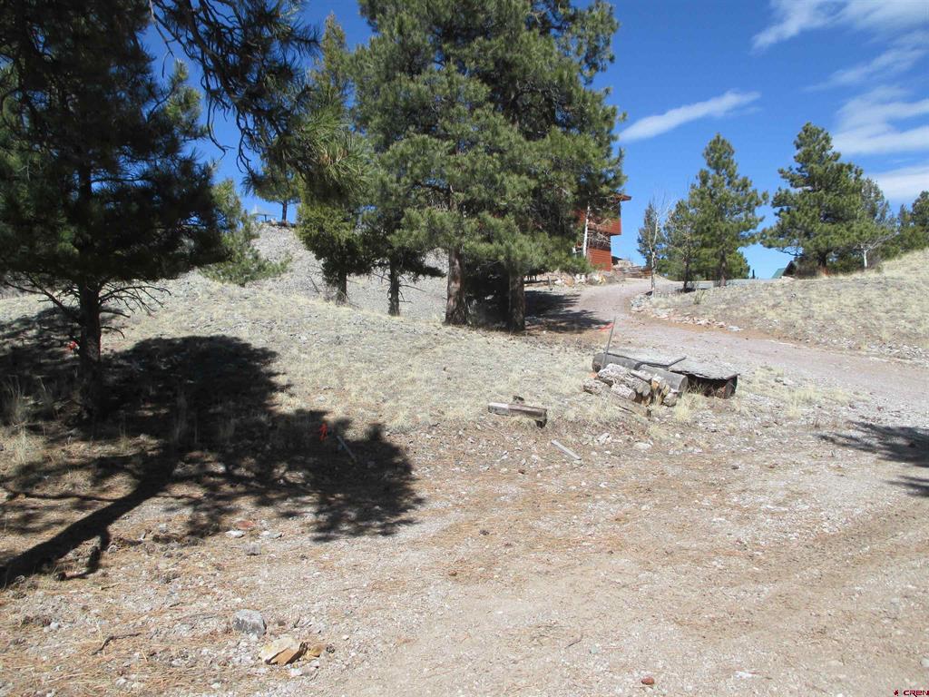 410 Gold Avenue Property Photo 10