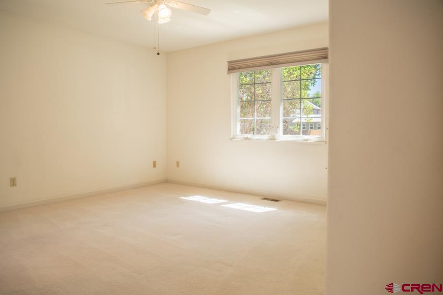 401 Grand Avenue Property Photo 19
