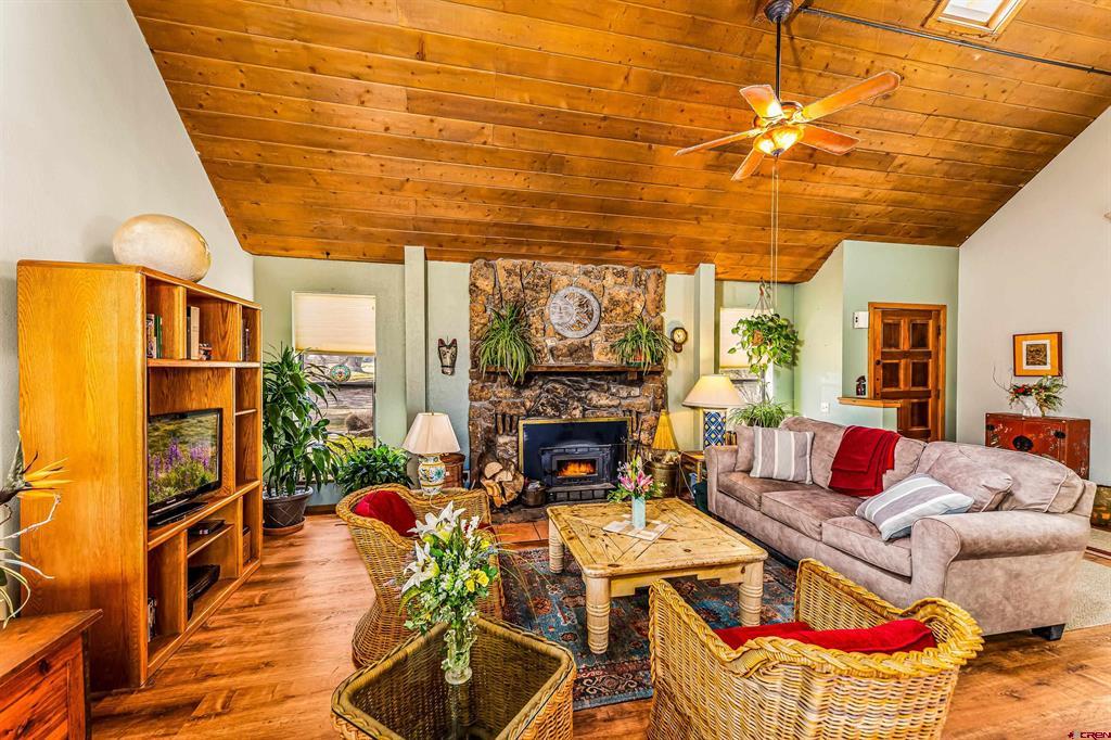 60805 Oasis Road Property Photo 4