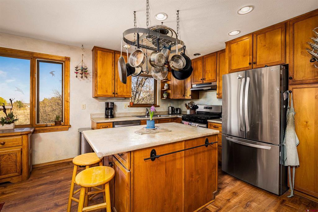 60805 Oasis Road Property Photo 6