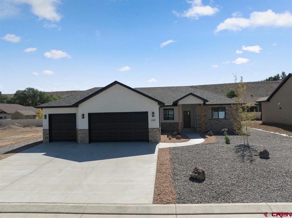 1797 6429 Circle Property Photo 2