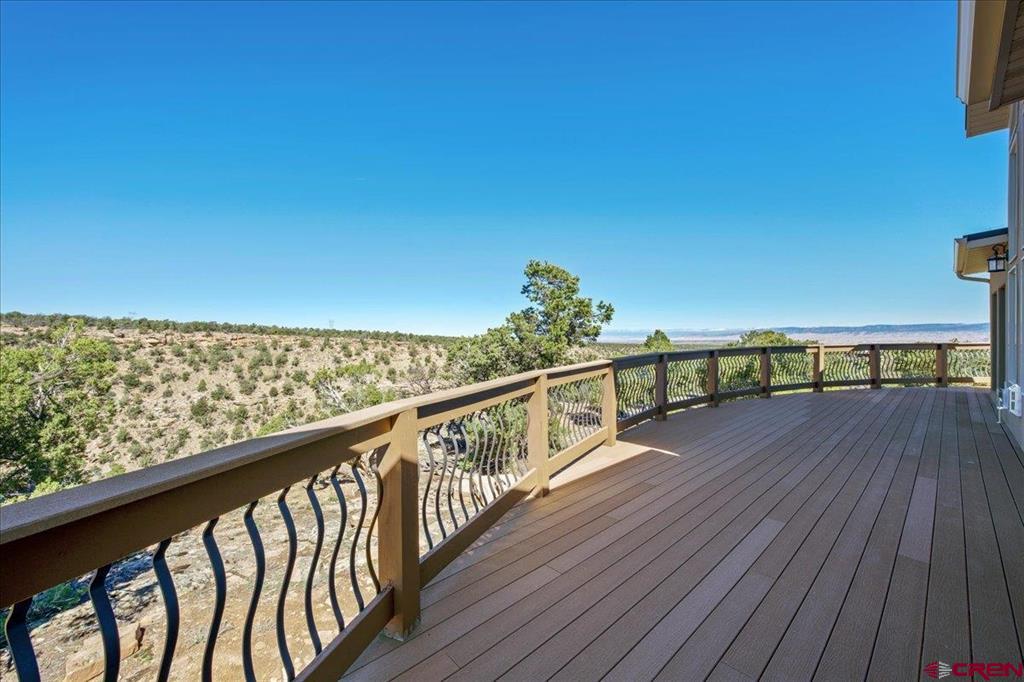 999 Coral Bell Drive Property Photo 22