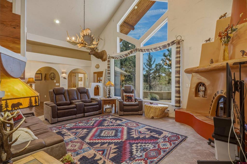 258 N Skyline Drive Property Photo 9