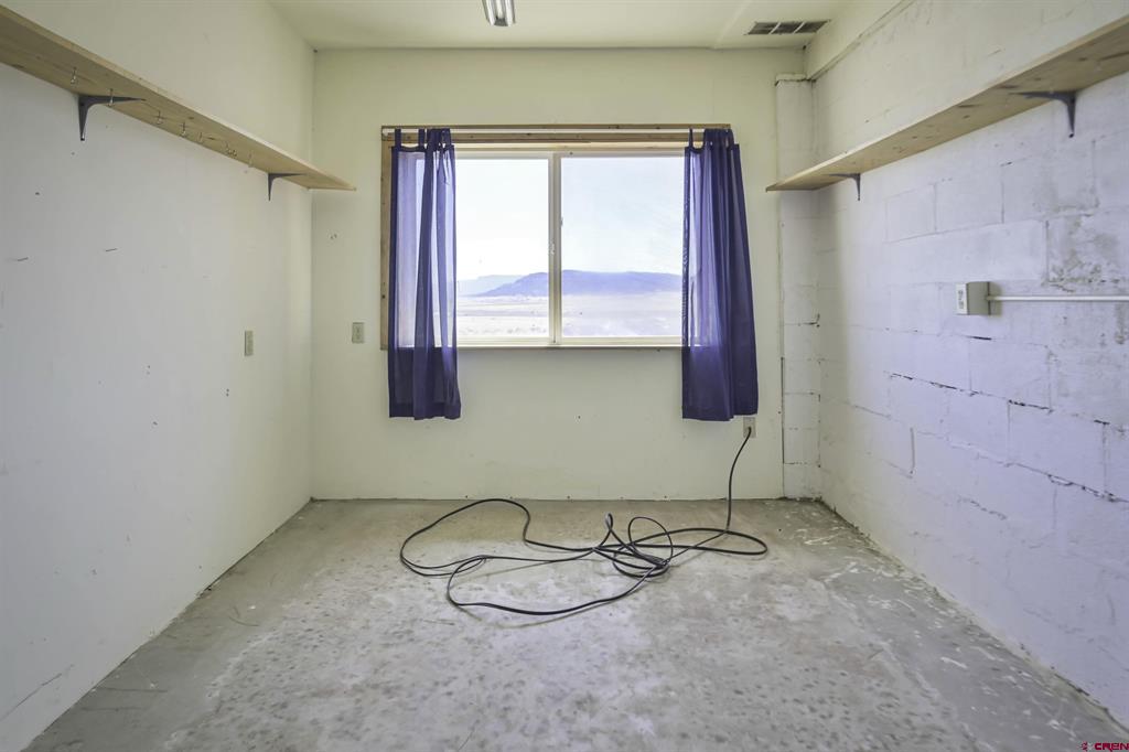 23500 Ridge Road Property Photo 13