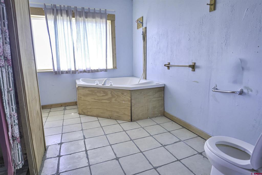 23500 Ridge Road Property Photo 21