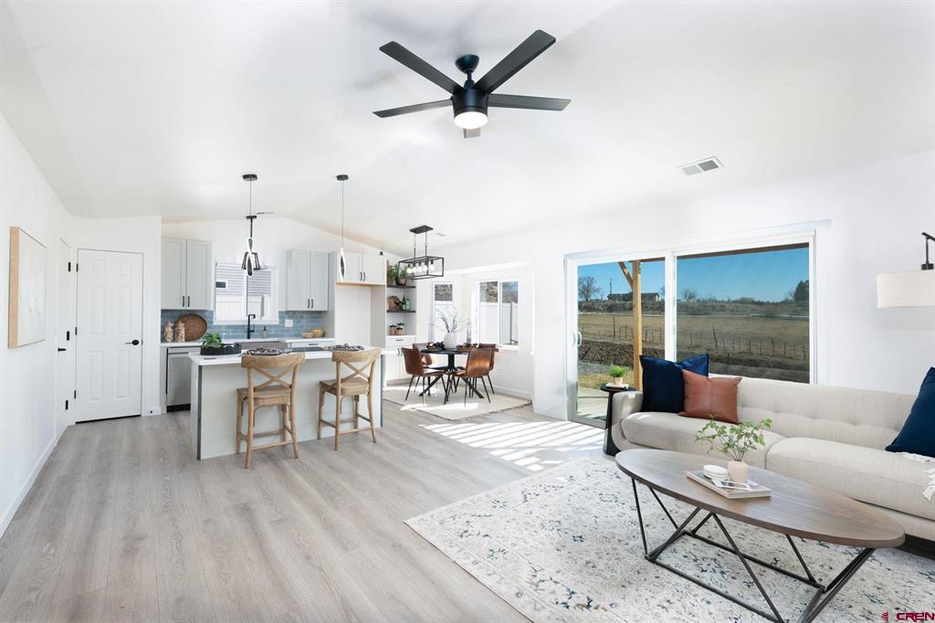 1512 Branding Iron Drive Property Photo 3
