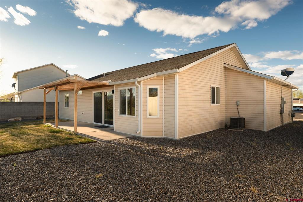 1512 Branding Iron Drive Property Photo 25