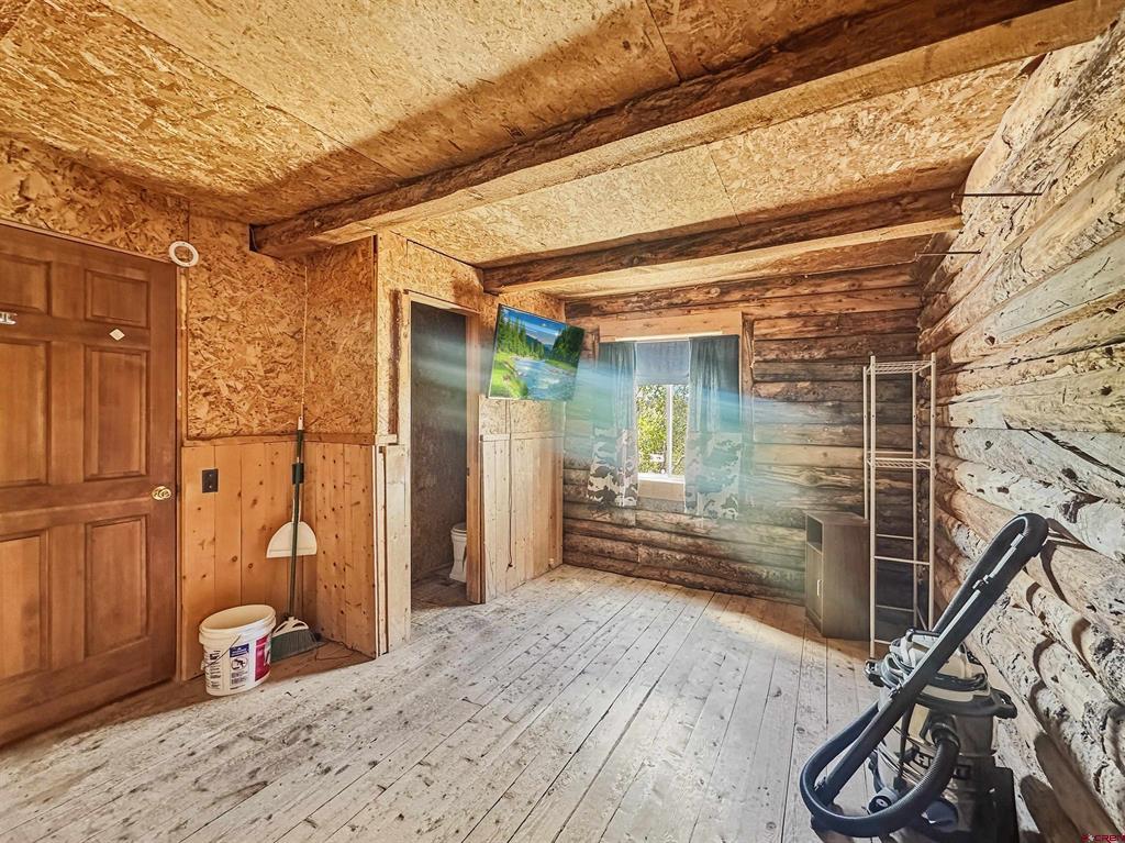 40300 D Road Property Photo 14