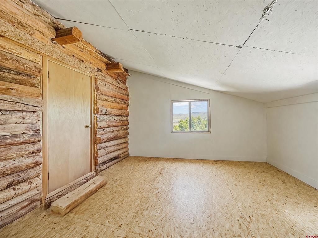 40300 D Road Property Photo 21