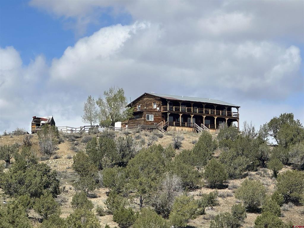 40300 D Road Property Photo 29