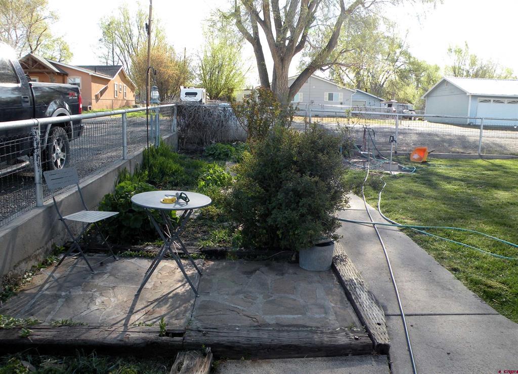 810 Grape Street Property Photo 12