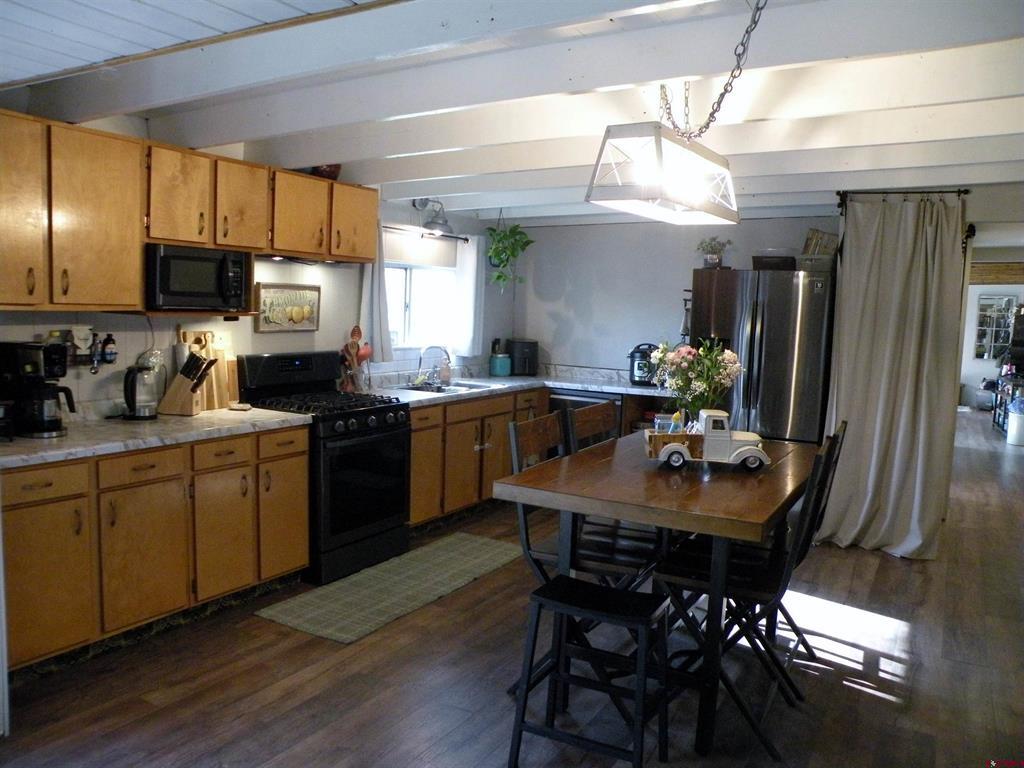 810 Grape Street Property Photo 18