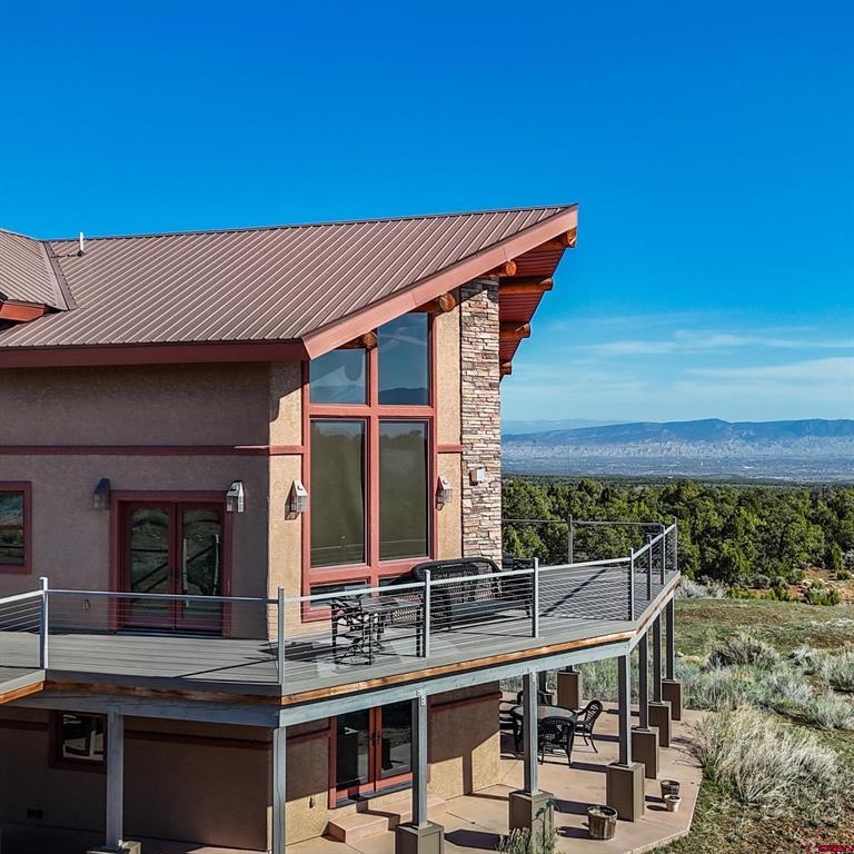 61651 V61 Trail Property Photo 1