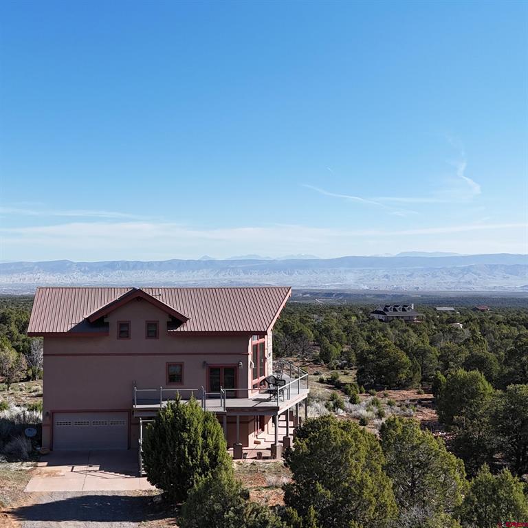 61651 V61 Trail Property Photo 4