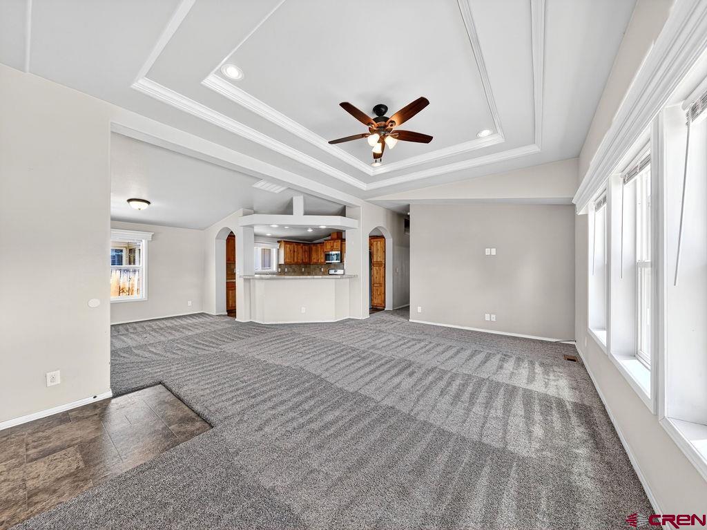 125 E Menefee Street Property Photo 4