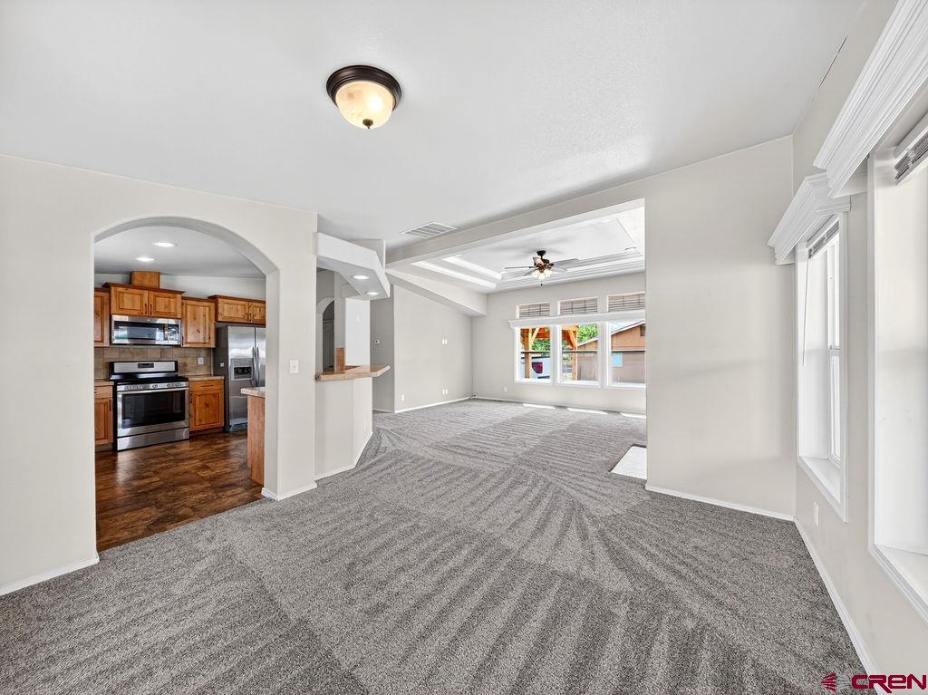 125 E Menefee Street Property Photo 10