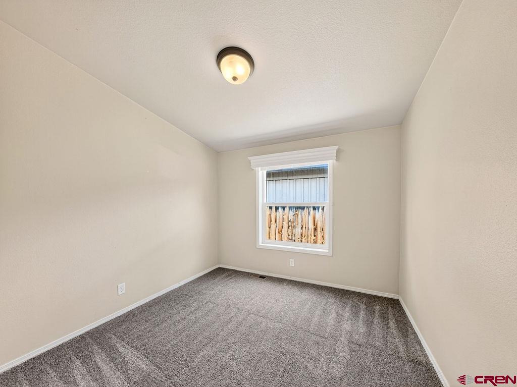125 E Menefee Street Property Photo 24