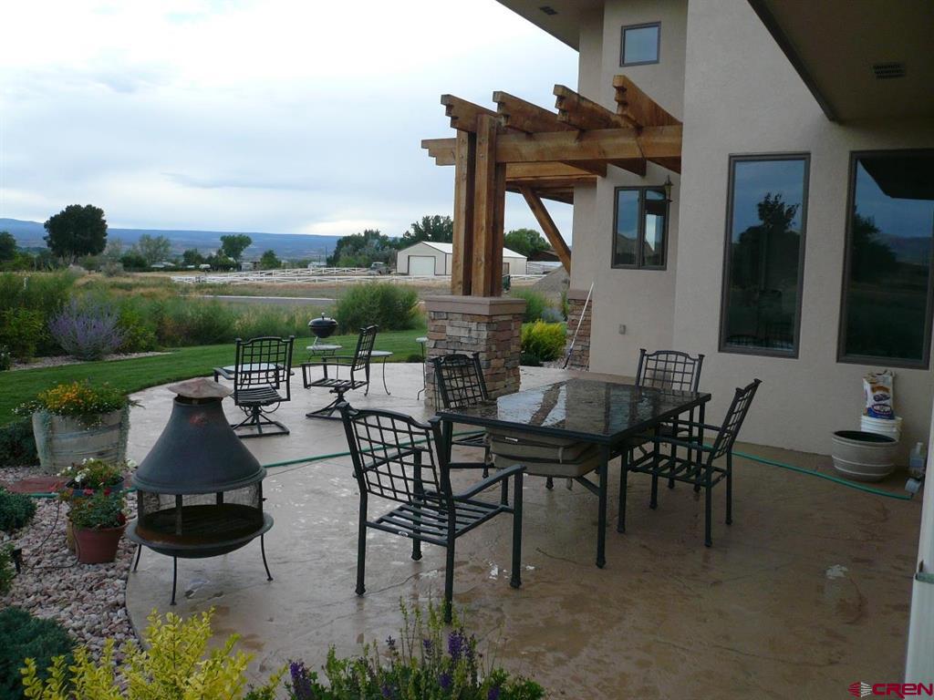 3000 Belle Haven Way Property Photo 6