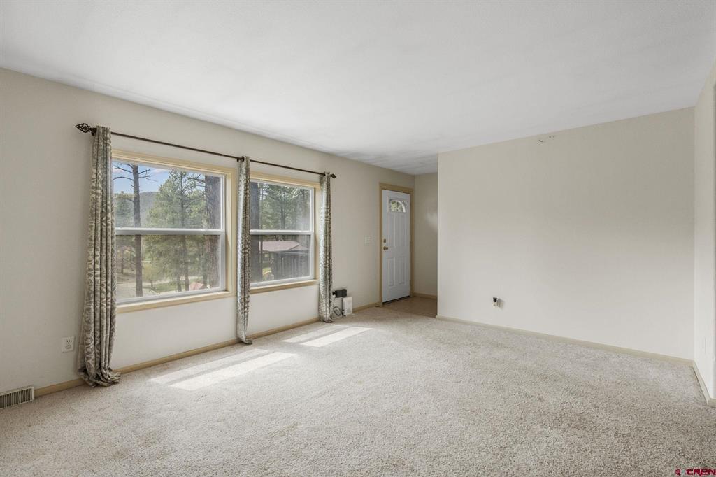 607 Forest Lakes Drive Property Photo 11