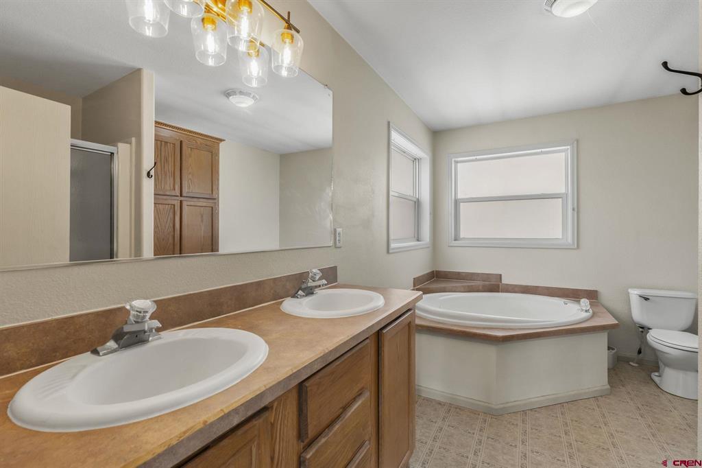607 Forest Lakes Drive Property Photo 17