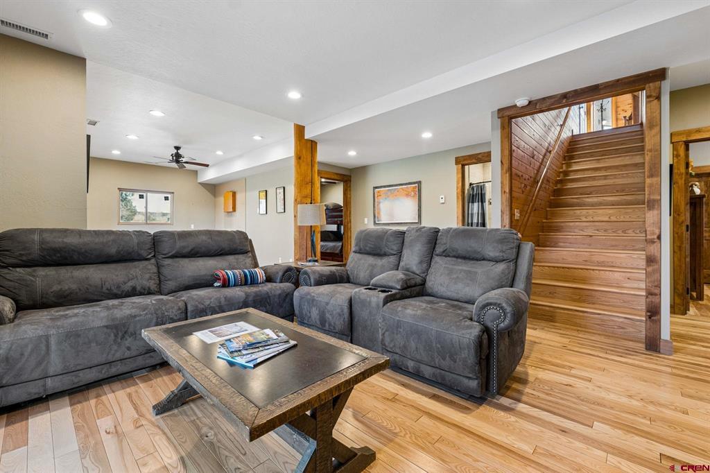 768 & 760 Bardin Drive Property Photo 19