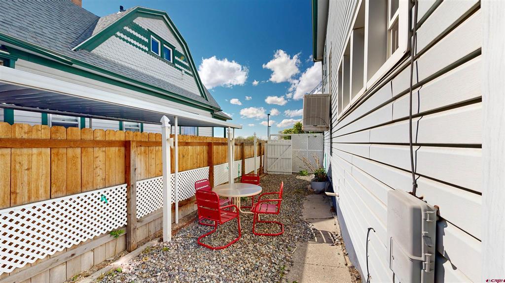 238 S 2nd Street Property Photo 43