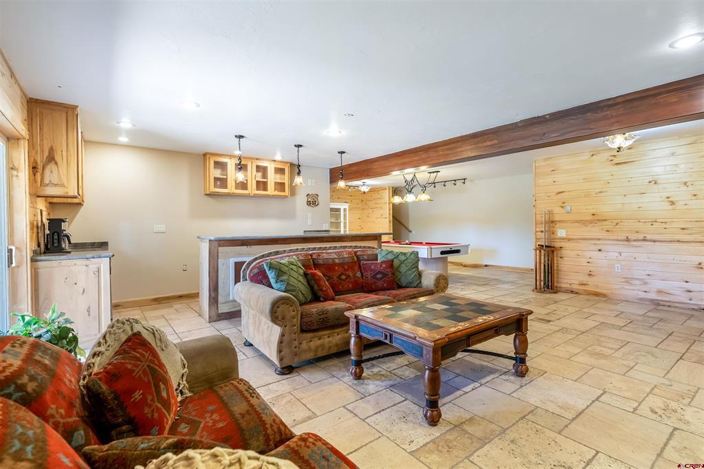 457 Cameron Place Property Photo 28