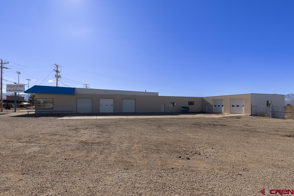 27 S Broadway Property Photo 3