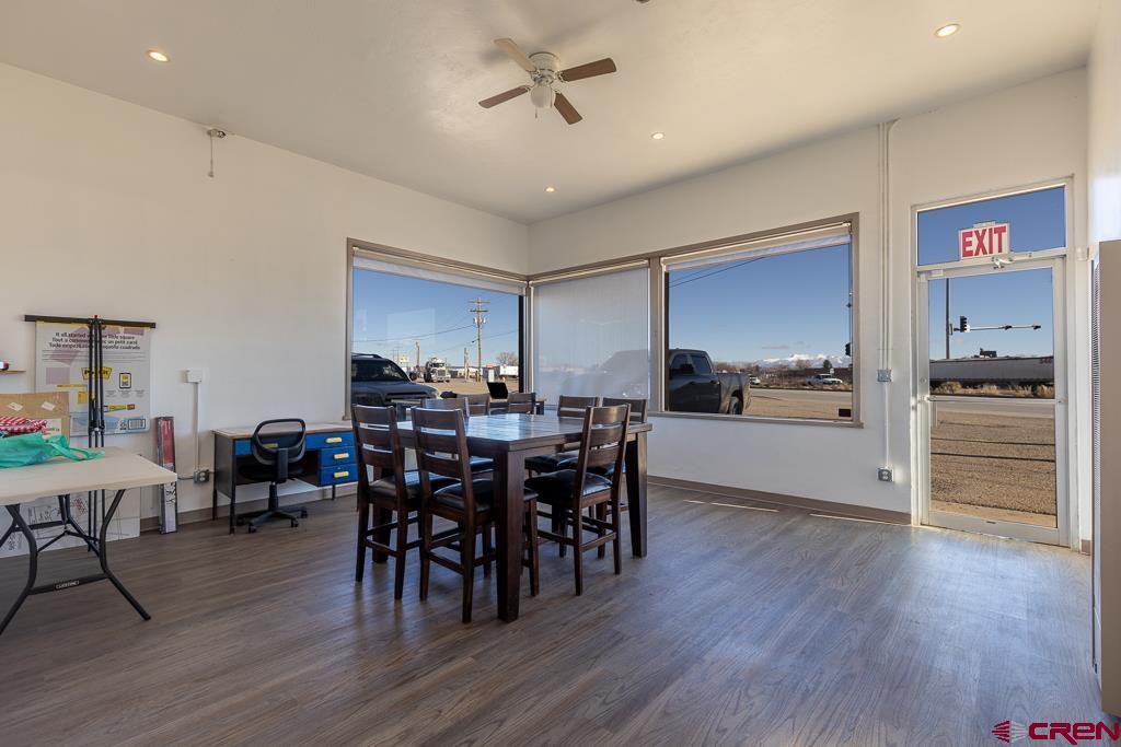 27 S Broadway Property Photo 6