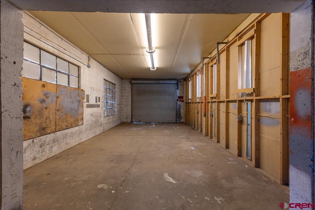27 S Broadway Property Photo 17