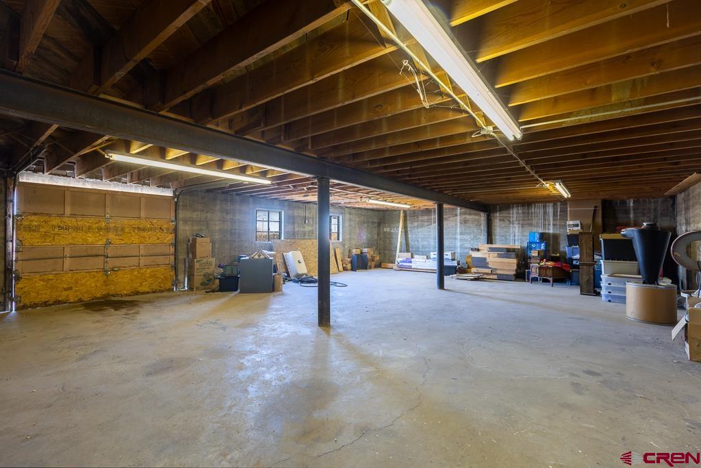 27 S Broadway Property Photo 19