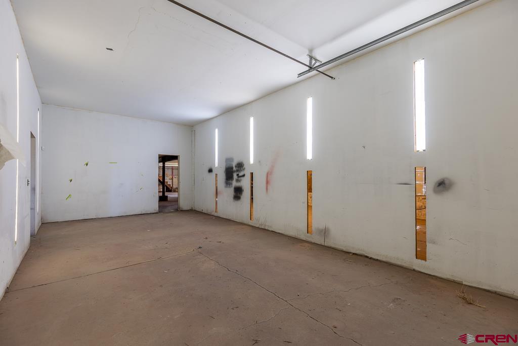 27 S Broadway Property Photo 21