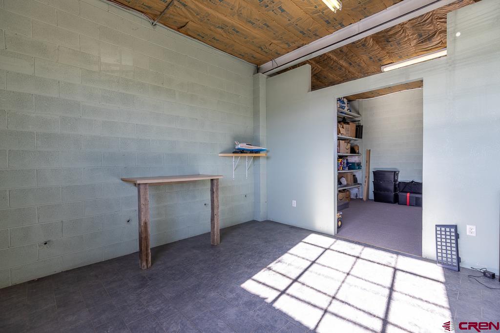 27 S Broadway Property Photo 23