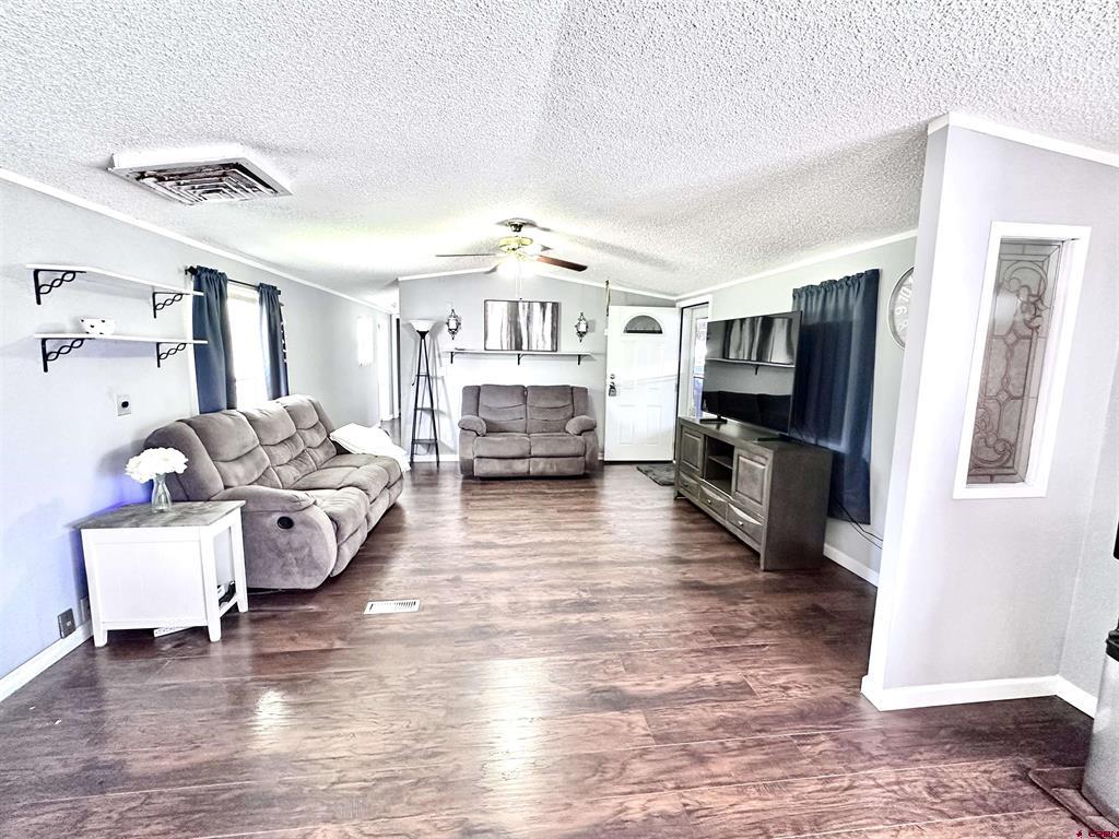 62880 Lasalle Property Photo 7