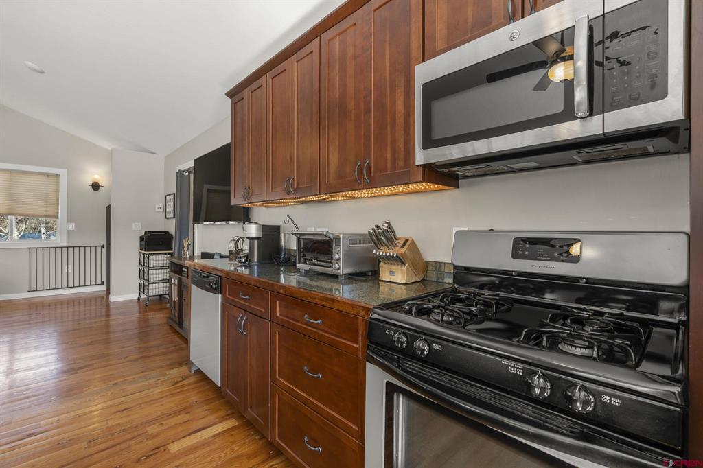 2701 Junction Street Property Photo 29