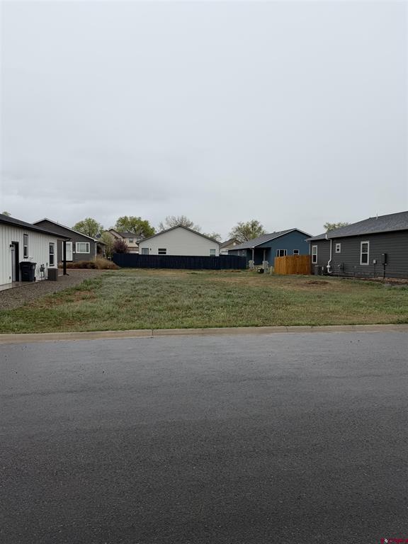 426 Jarrett Ave. Property Photo 1