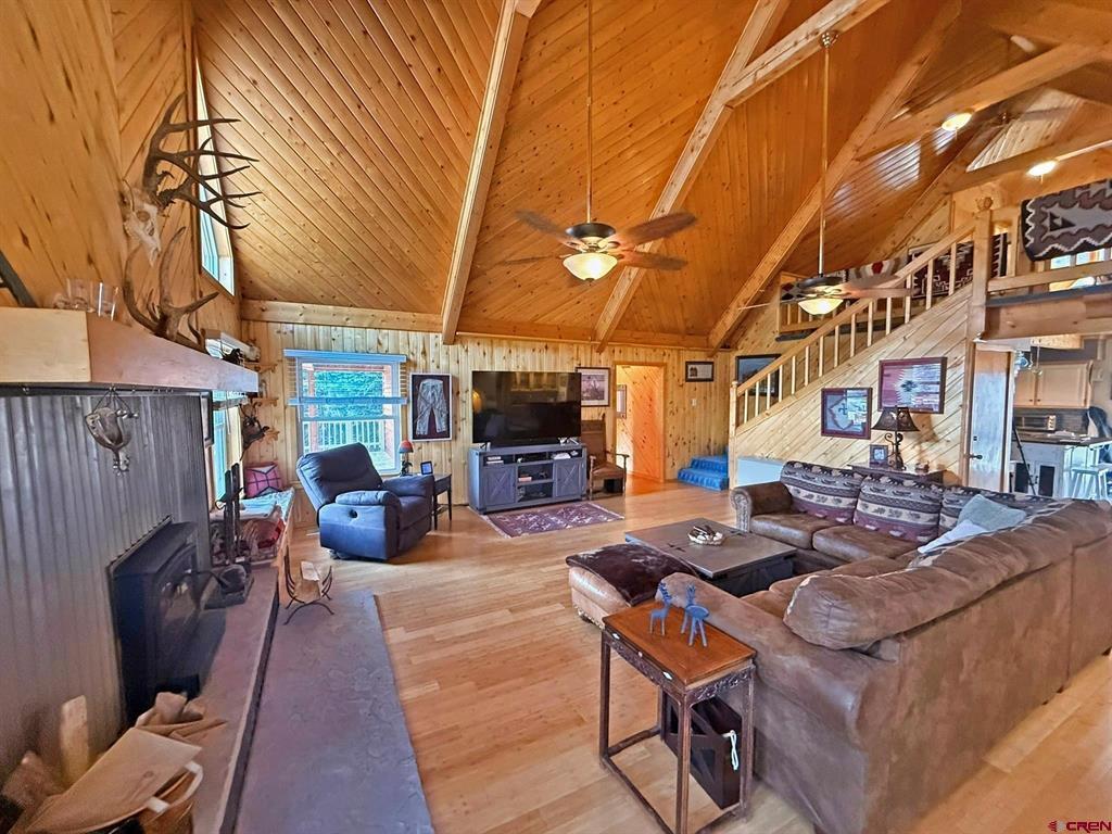 11993 Castle Rock Road Property Photo 10