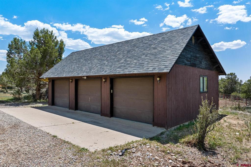 129 Brice Place Property Photo 3