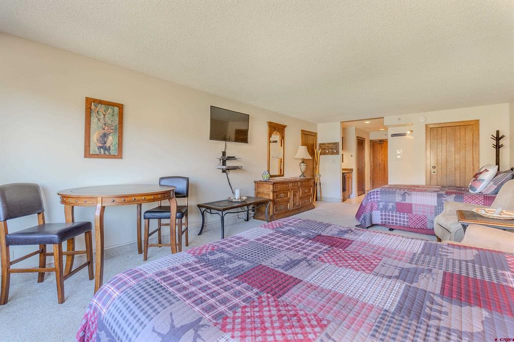 314 N Tamarron Dr Property Photo 7