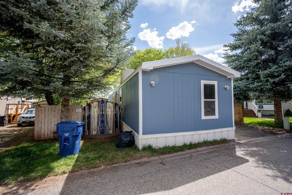 2 Mulberry Way Property Photo 2