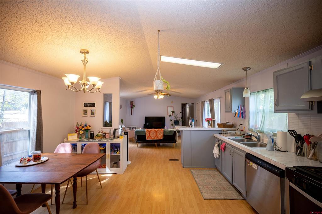 2 Mulberry Way Property Photo 14