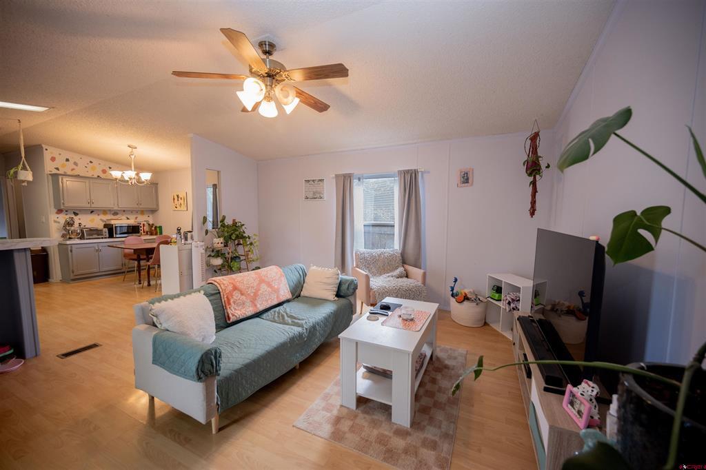 2 Mulberry Way Property Photo 15