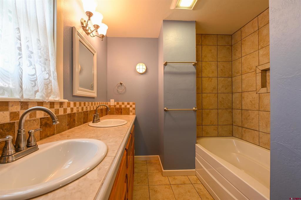 384 White Stallion Circle Property Photo 29