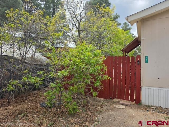 115 Surrey Drive Property Photo 1
