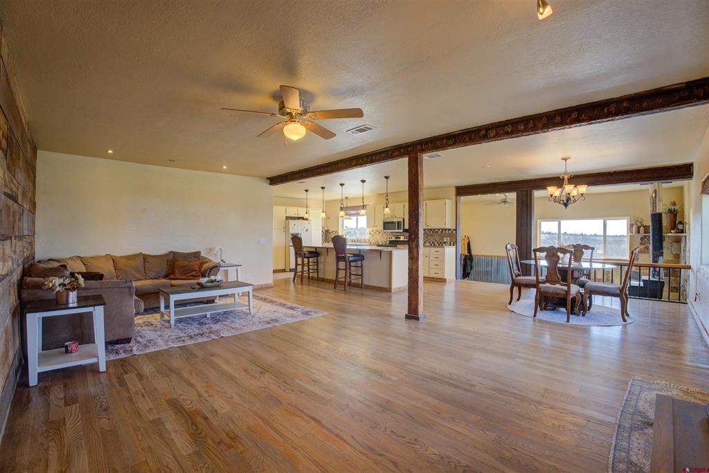 175 Cr J.6 Property Photo 6