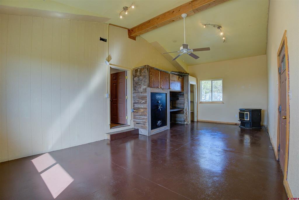 175 Cr J.6 Property Photo 19