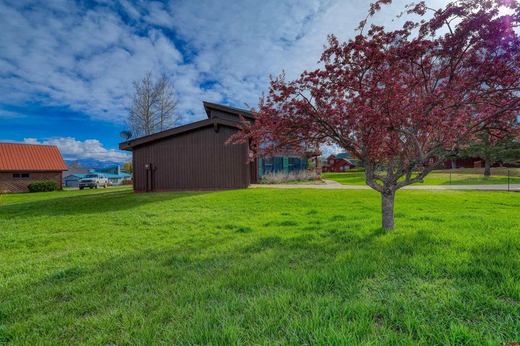631 Lakeside Drive Property Photo 38