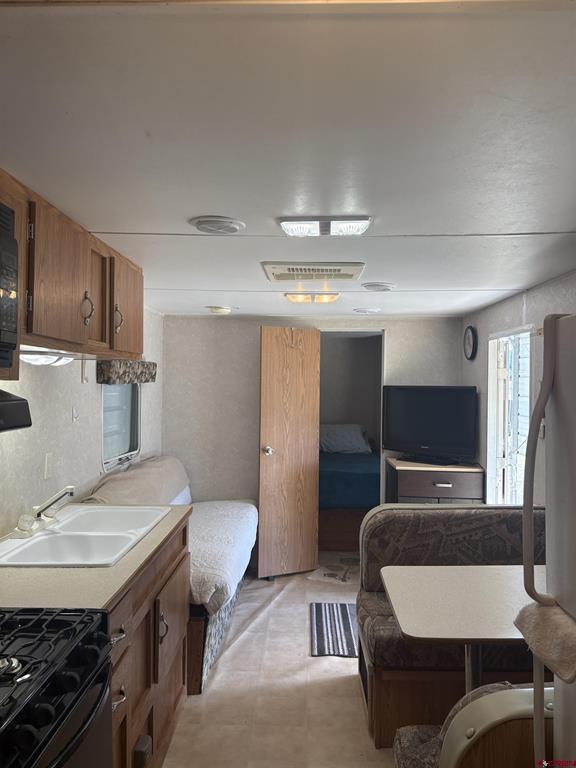 106 Apple Court Property Photo 22