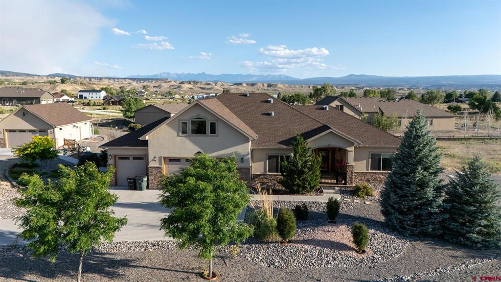 69072 Oak Grove Road Property Photo 2