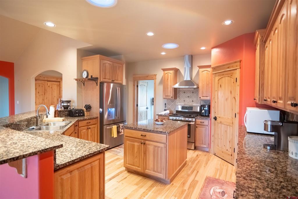 69072 Oak Grove Road Property Photo 9